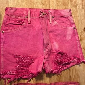Wrangler jean shorts STYLE 13MWZ size 29 (men) will fit 26-27